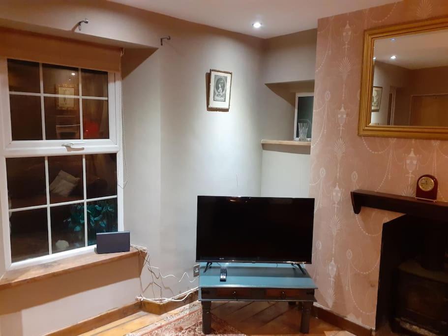 Characterful Cottage Near The Sea, Beach, Pier & Shops Weston-super-Mare Luaran gambar