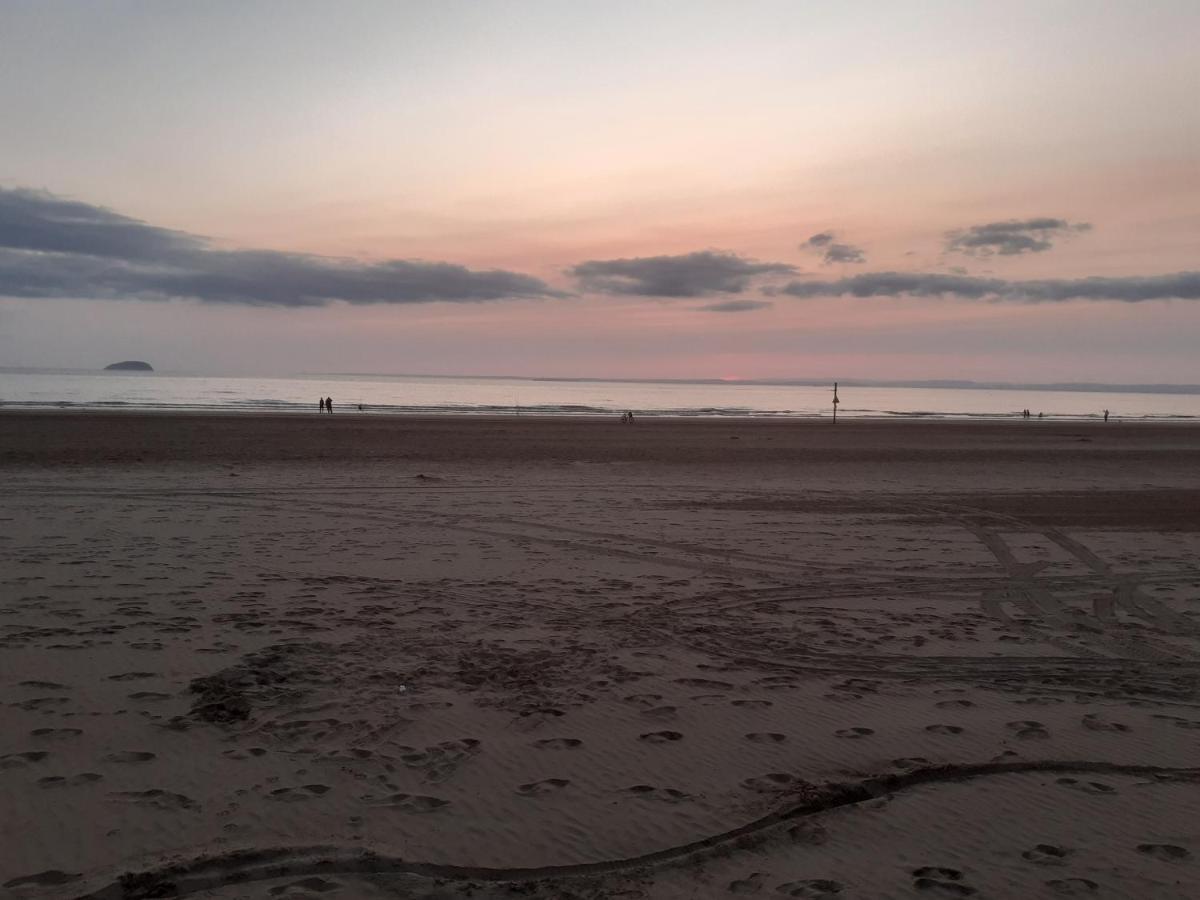 Characterful Cottage Near The Sea, Beach, Pier & Shops Weston-super-Mare Luaran gambar