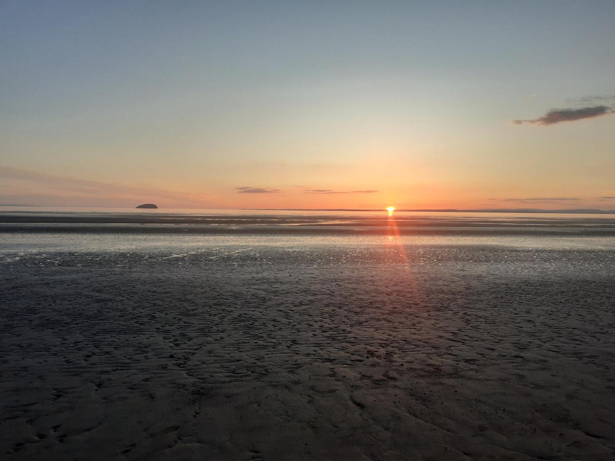Characterful Cottage Near The Sea, Beach, Pier & Shops Weston-super-Mare Luaran gambar